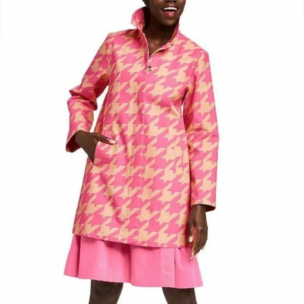 Isaak Mizrahi Target Pink and Tan Houndstooth Women's Rain Coat